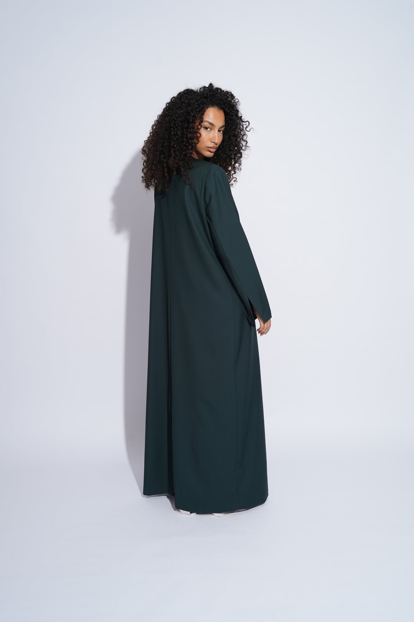 The Polished Abaya